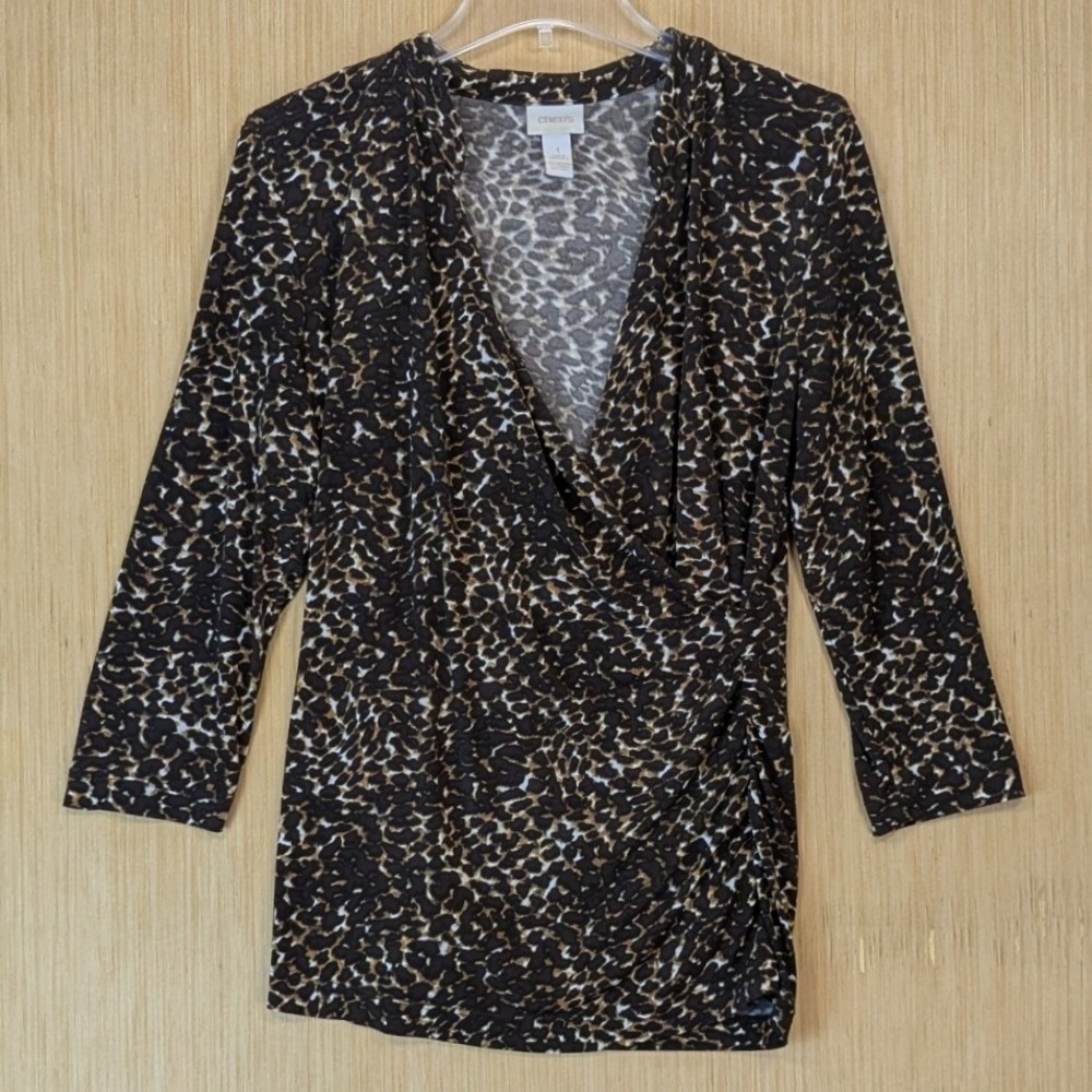 Chicos Faux Wrap Top Animal Leopard Chic Bodycon Feminine Medium 3/4 Sleeve‎